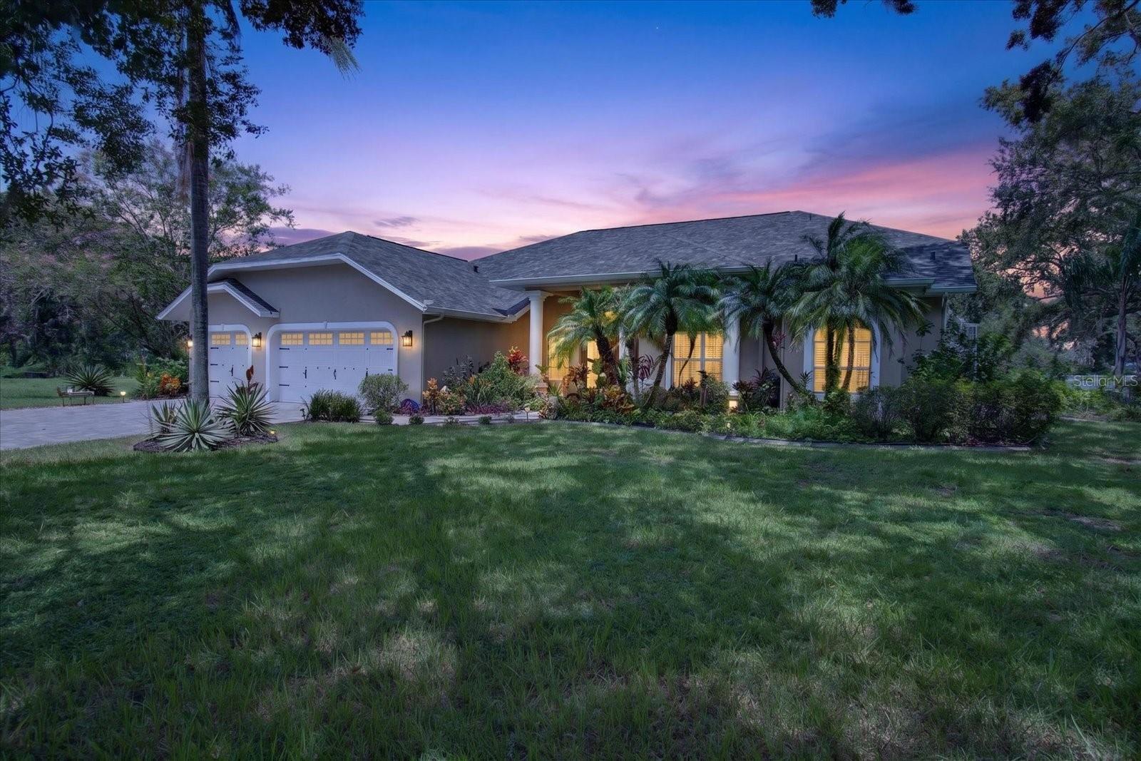 Single Family Residence em NEW PORT RICHEY, FL - Daniel Dourado