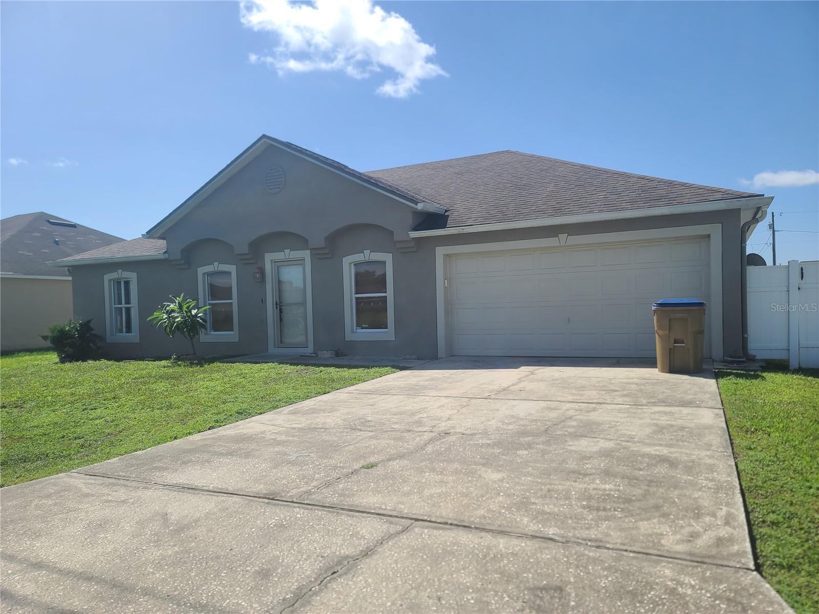 Single Family Residence em KISSIMMEE, FL - Daniel Dourado