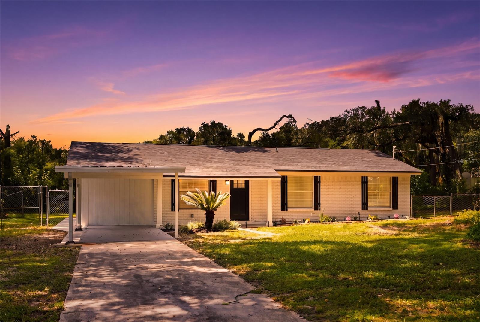 Single Family Residence em ORANGE CITY, FL - Daniel Dourado