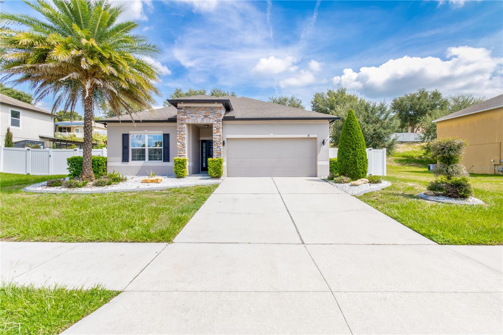 Single Family Residence em MINNEOLA, FL - Daniel Dourado