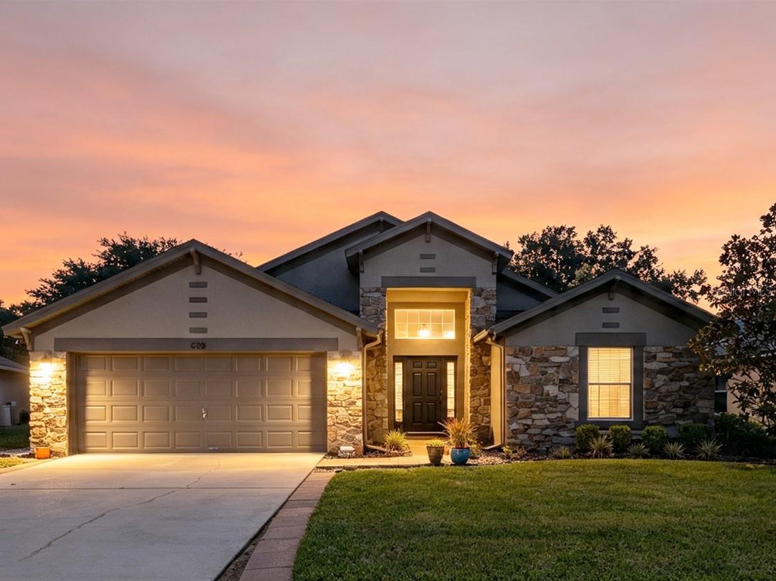 Single Family Residence em DAVENPORT, FL - Daniel Dourado