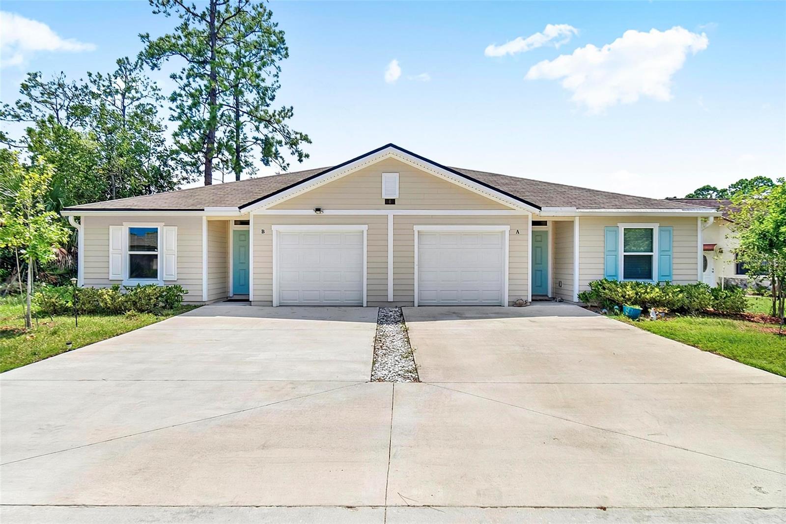 Single Family Residence em PALM COAST, FL - Daniel Dourado