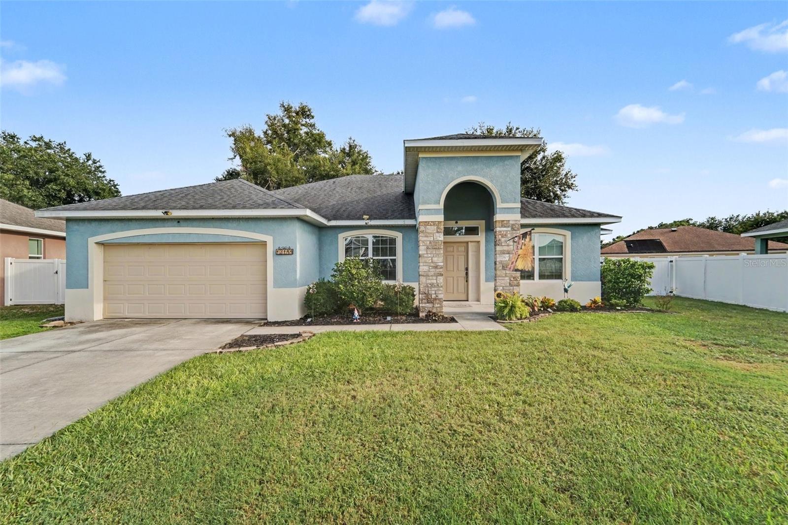 Single Family Residence em GRAND ISLAND, FL - Daniel Dourado