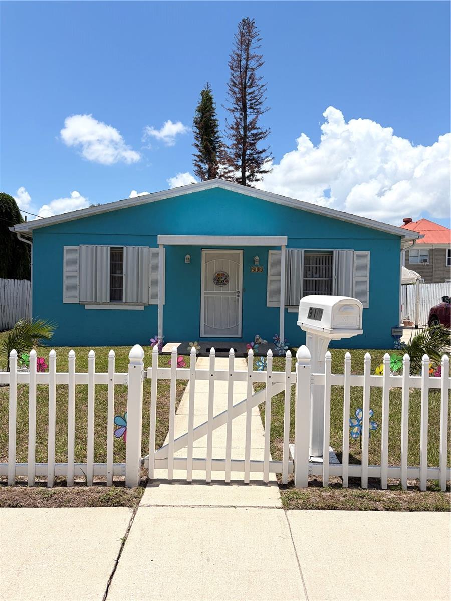 Single Family Residence em KISSIMMEE, FL - Daniel Dourado