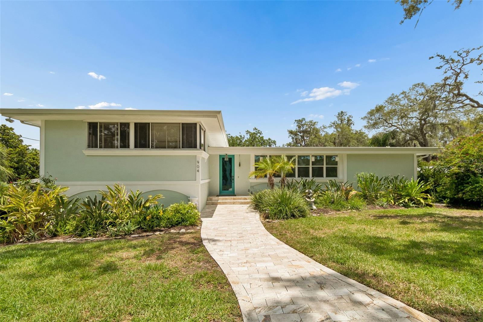 Single Family Residence em TARPON SPRINGS, FL - Daniel Dourado