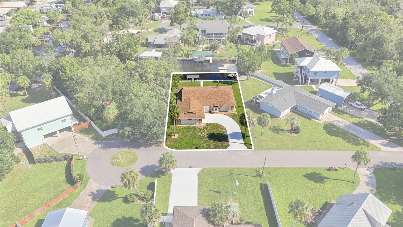 Single Family Residence em CRYSTAL RIVER, FL - Daniel Dourado
