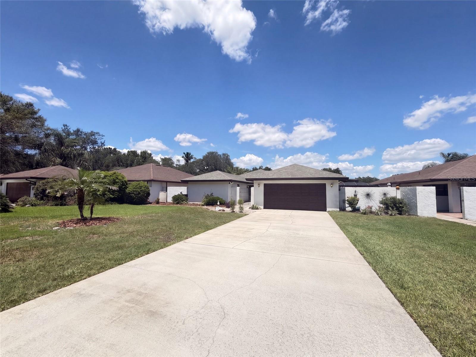 Single Family Residence em HAINES CITY, FL - Daniel Dourado