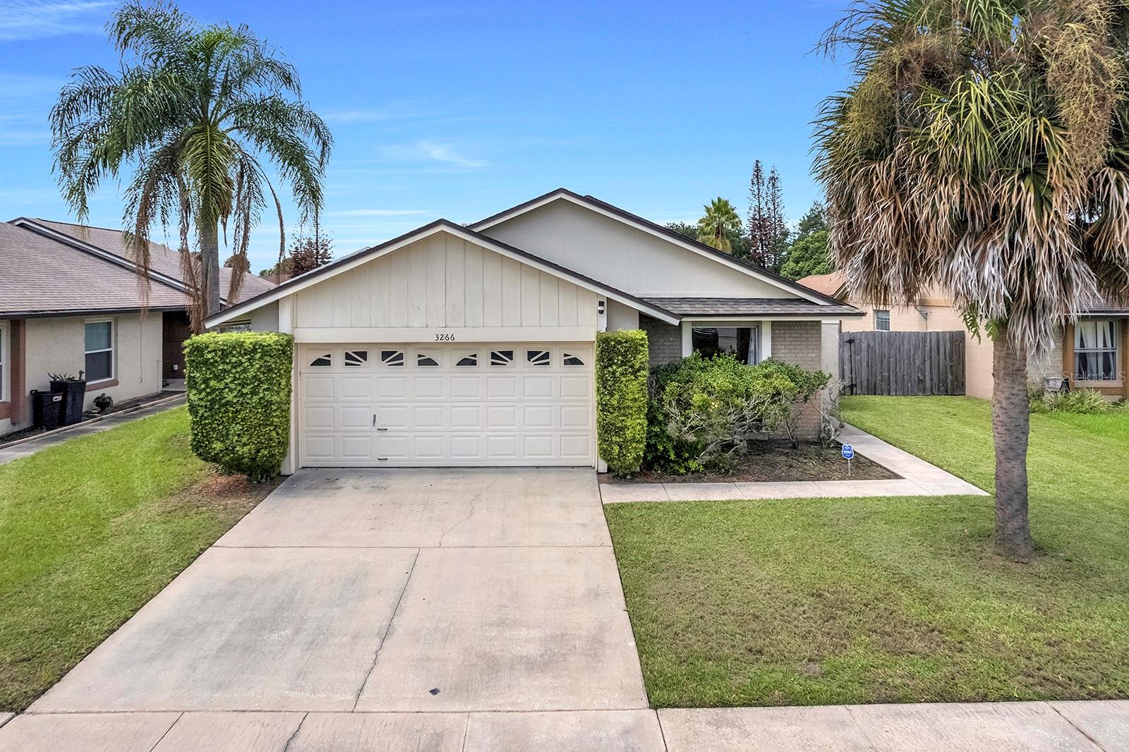 Single Family Residence em KISSIMMEE, FL - Daniel Dourado
