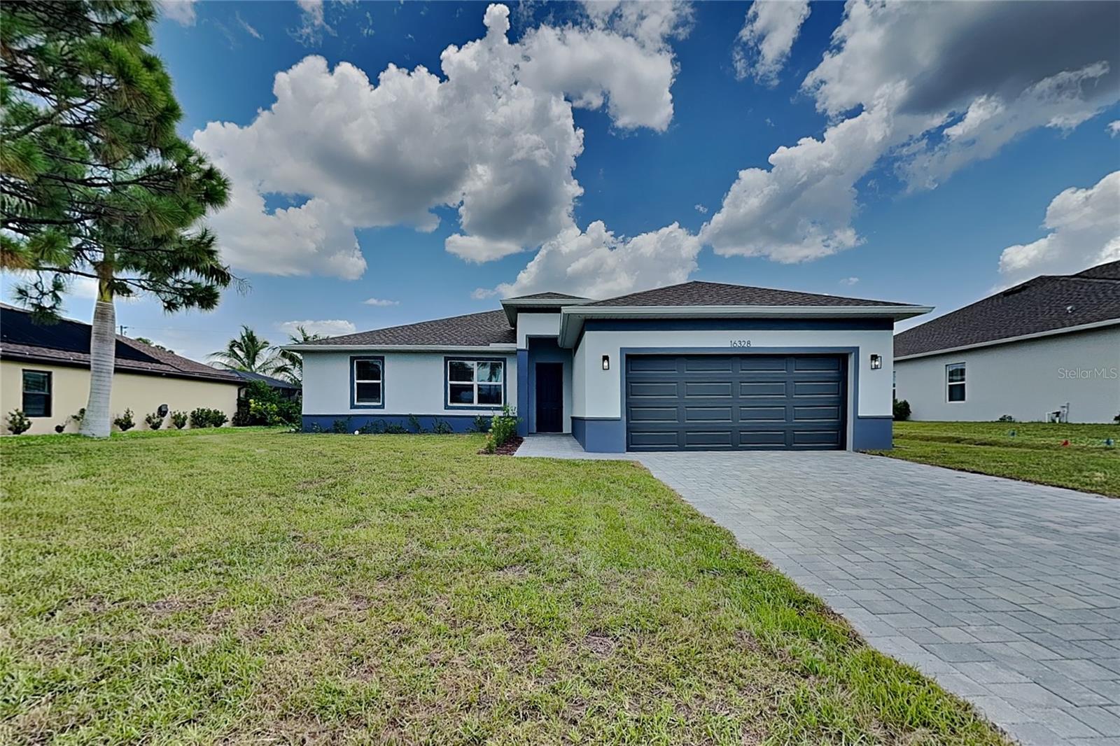 Single Family Residence in NORTH PORT, FL - Daniel Dourado