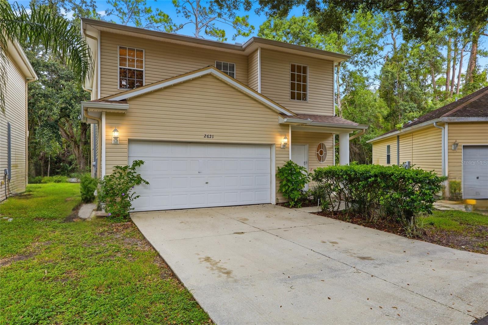 Single Family Residence em LUTZ, FL - Daniel Dourado