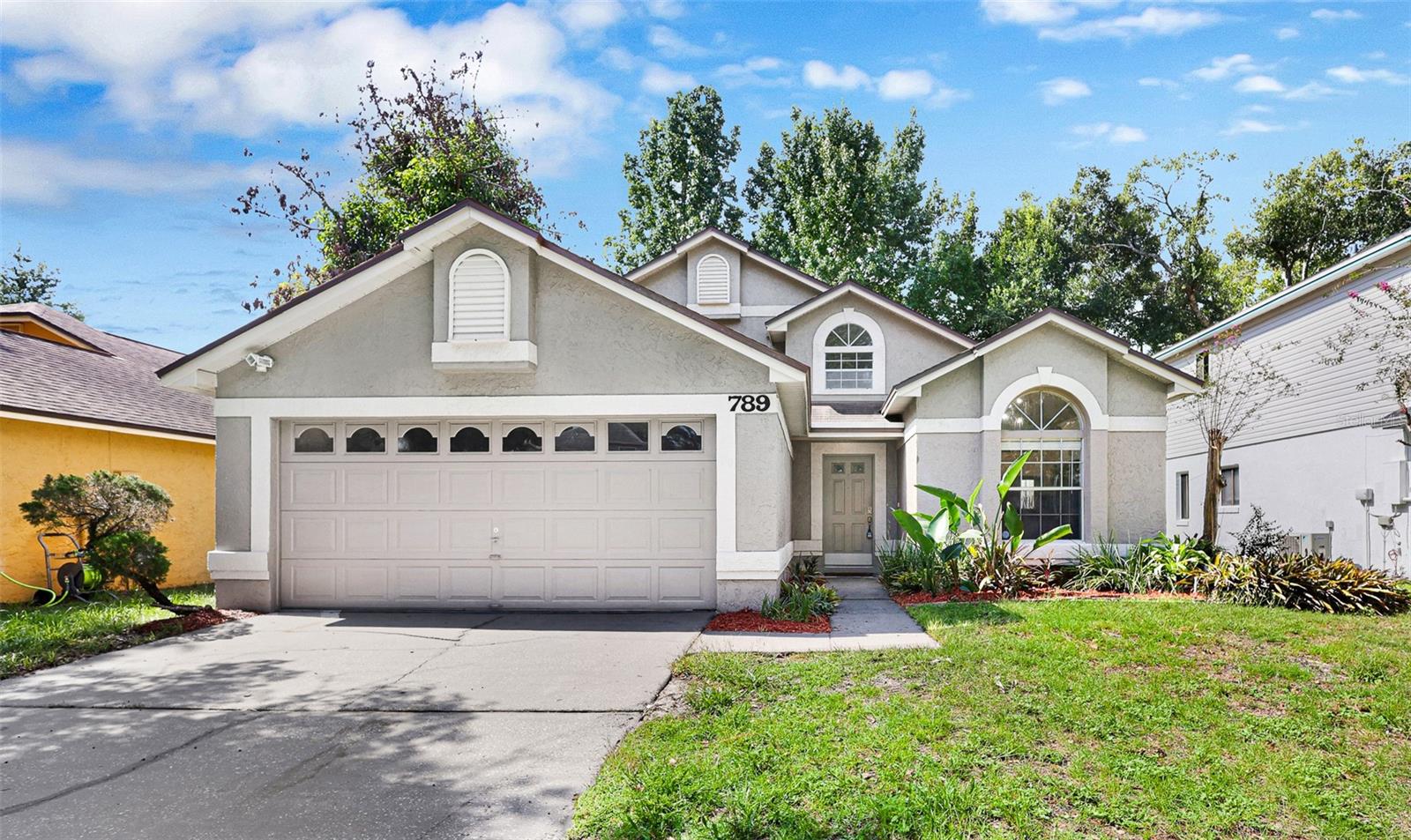 Single Family Residence em LAKE MARY, FL - Daniel Dourado