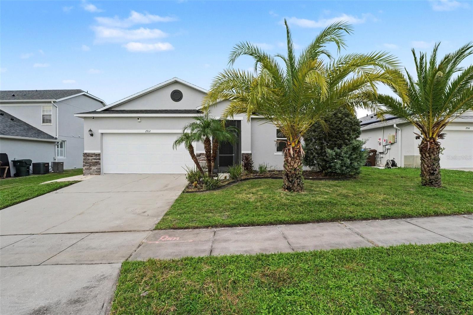 Single Family Residence em KISSIMMEE, FL - Daniel Dourado