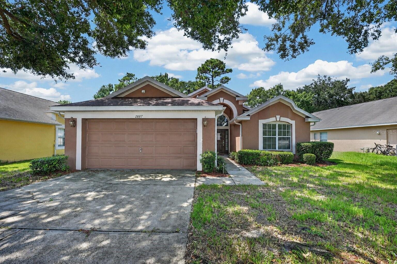 Single Family Residence em ORANGE CITY, FL - Daniel Dourado