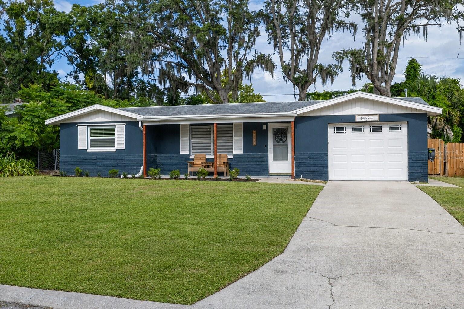 Single Family Residence em NEW PORT RICHEY, FL - Daniel Dourado