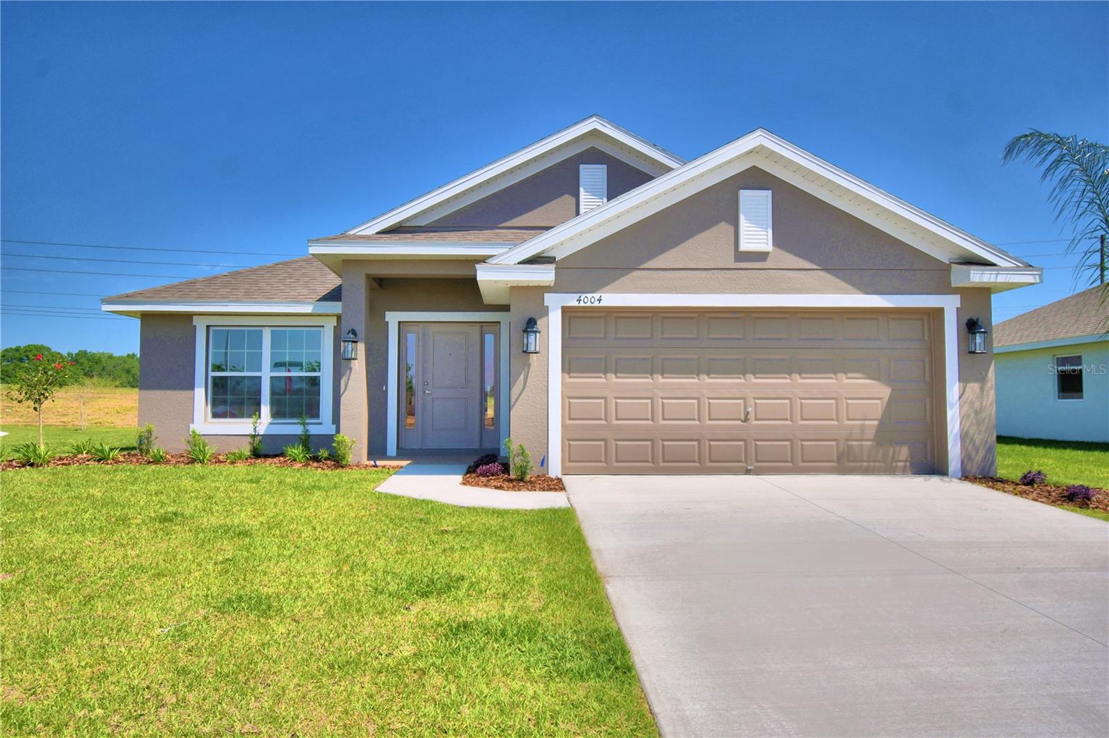 Single Family Residence in AUBURNDALE, FL - Daniel Dourado