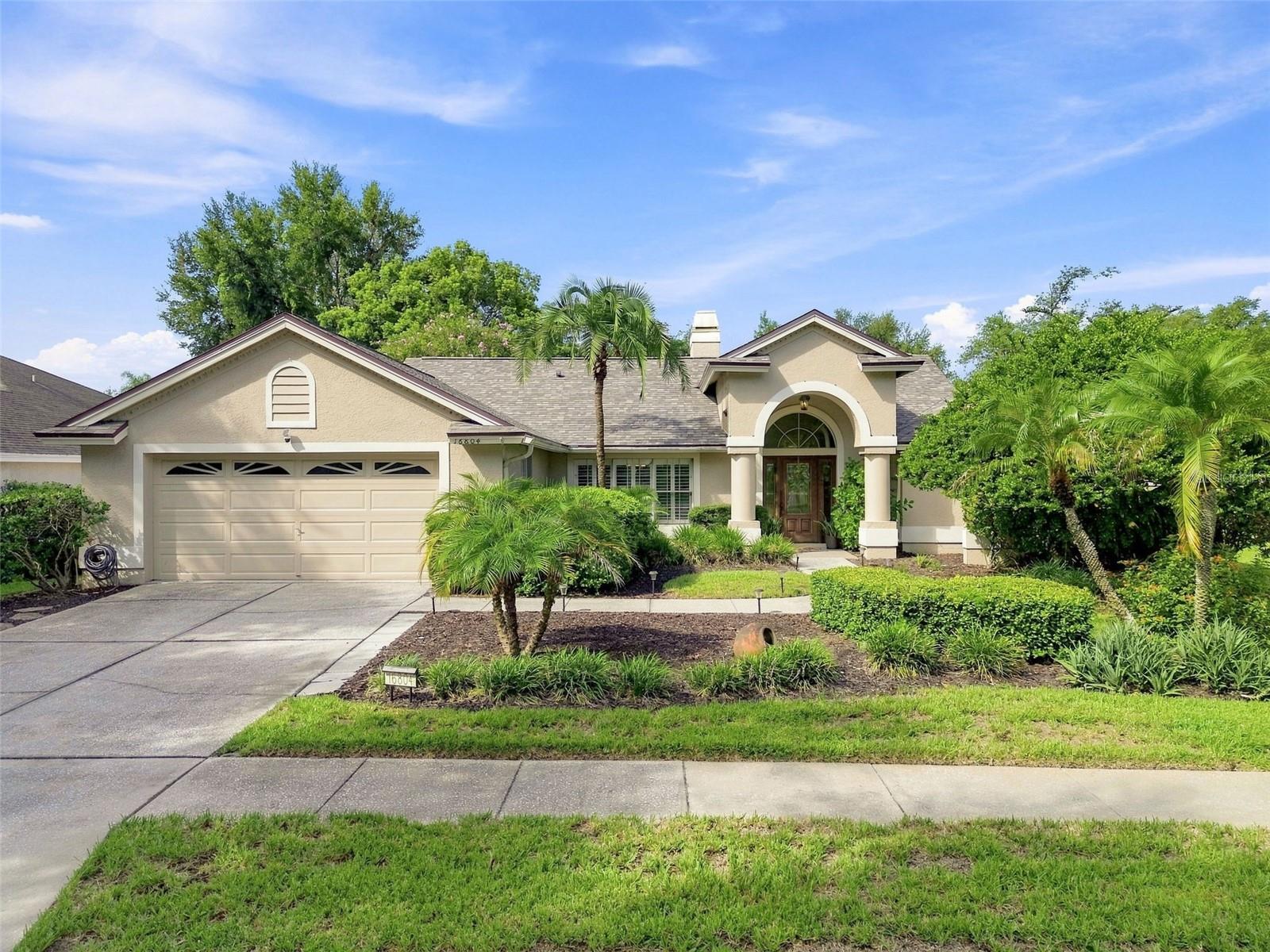 Single Family Residence em LUTZ, FL - Daniel Dourado