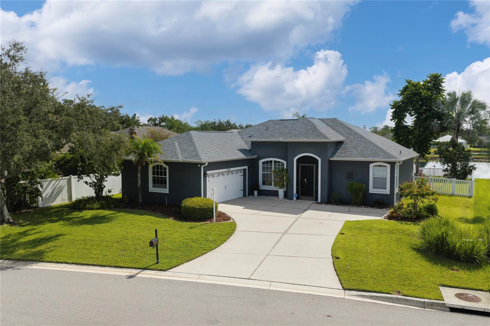 Single Family Residence in PARRISH, FL - Daniel Dourado