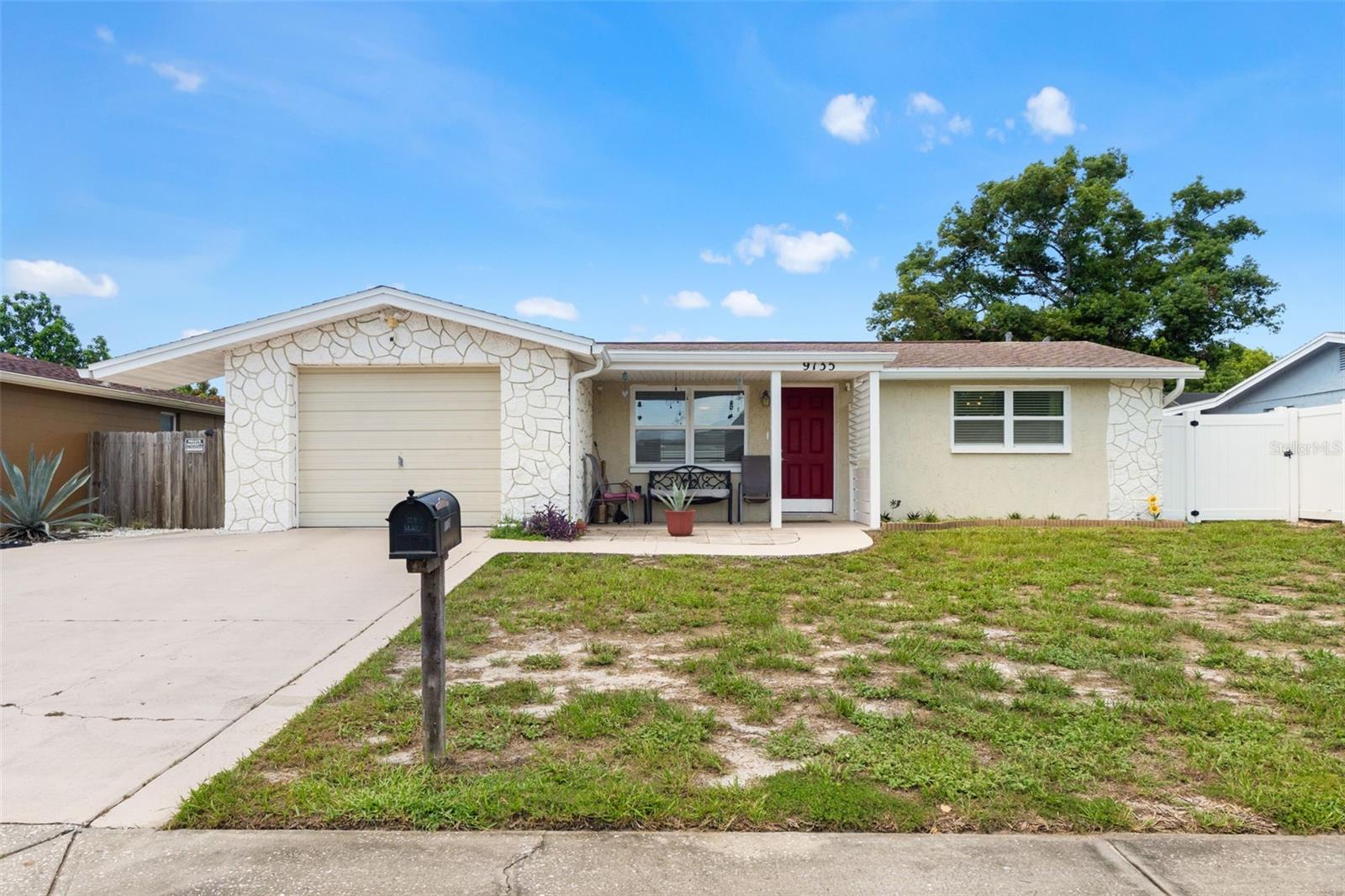 Single Family Residence em PORT RICHEY, FL - Daniel Dourado