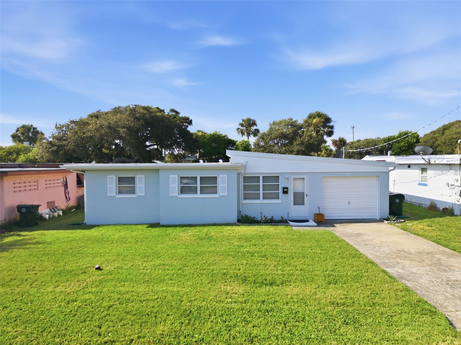 Single Family Residence em DAYTONA BEACH, FL - Daniel Dourado
