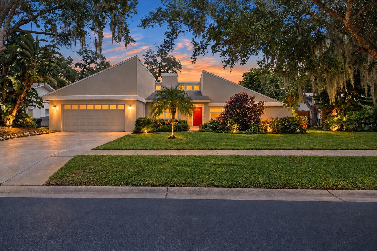 Single Family Residence em CLEARWATER, FL - Daniel Dourado
