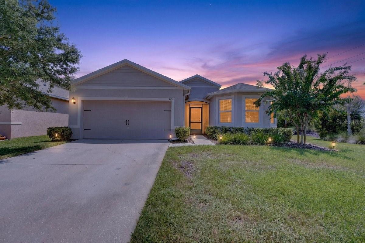 Single Family Residence em PORT ORANGE, FL - Daniel Dourado