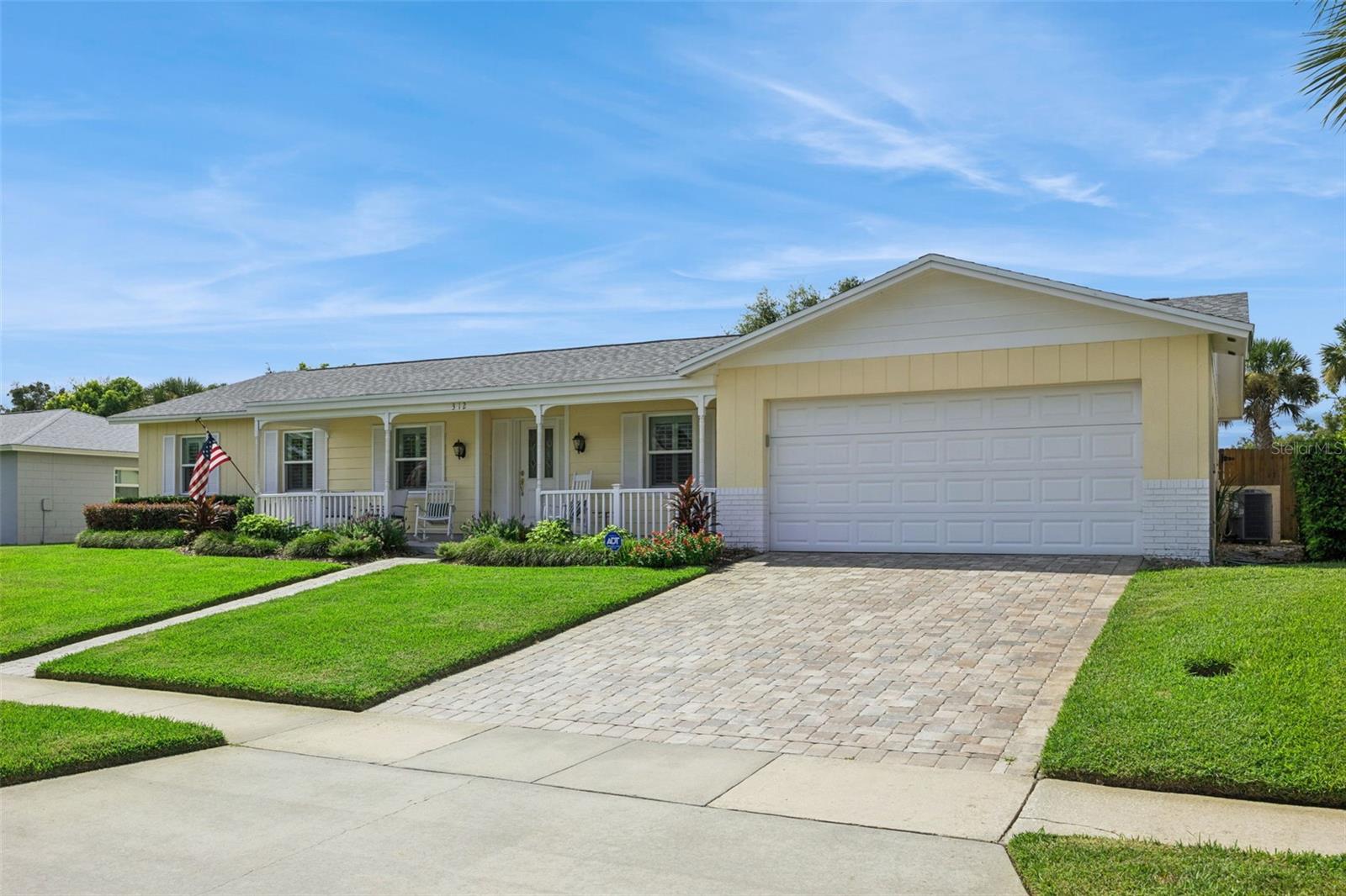 Single Family Residence em ALTAMONTE SPRINGS, FL - Daniel Dourado