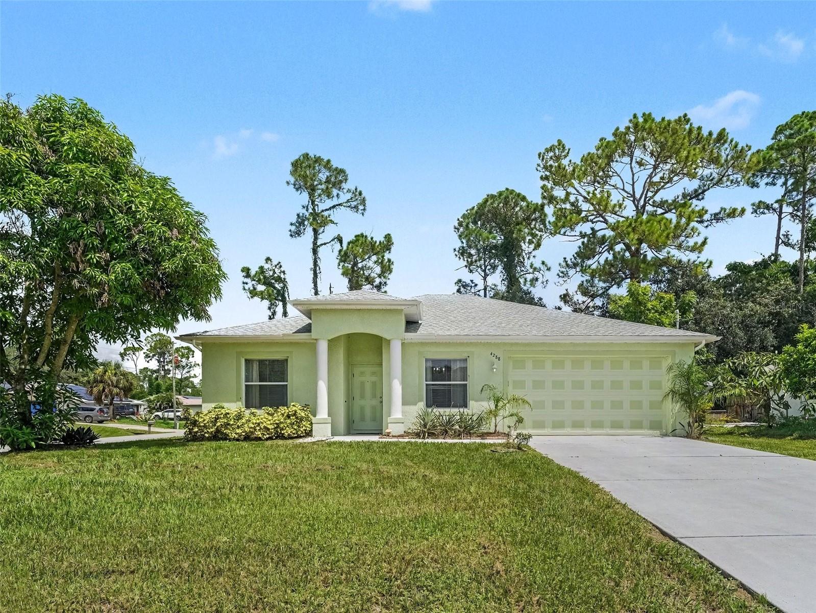 Single Family Residence em NORTH PORT, FL - Daniel Dourado