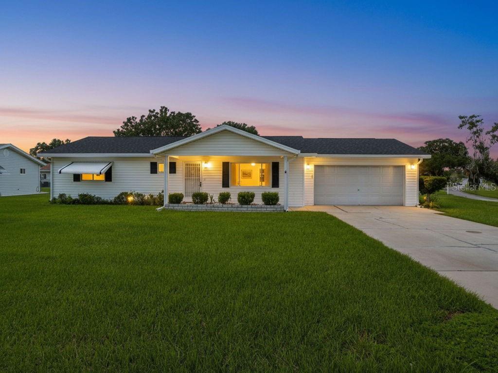 Single Family Residence in SUMMERFIELD, FL - Daniel Dourado