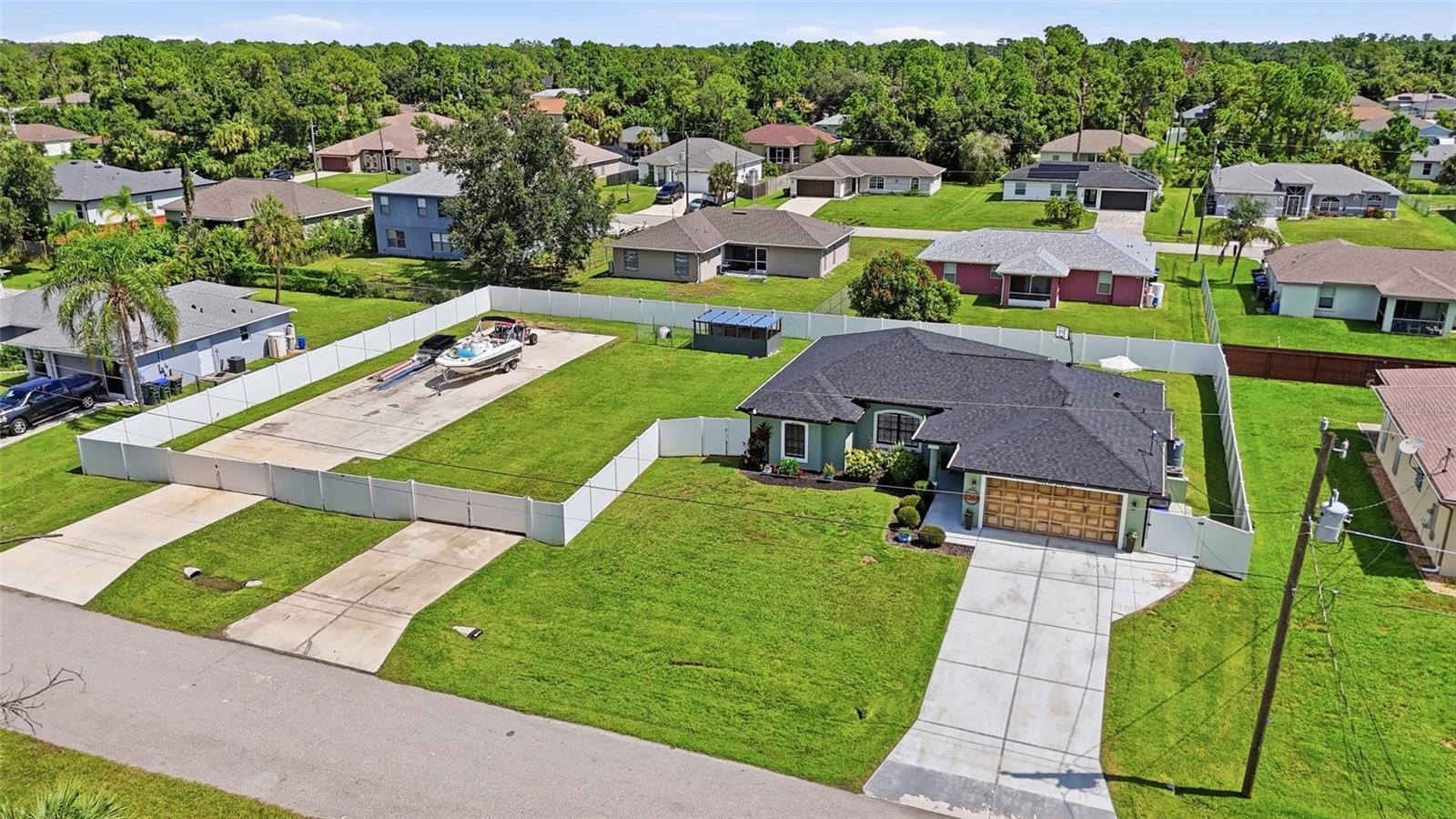 Single Family Residence em NORTH PORT, FL - Daniel Dourado