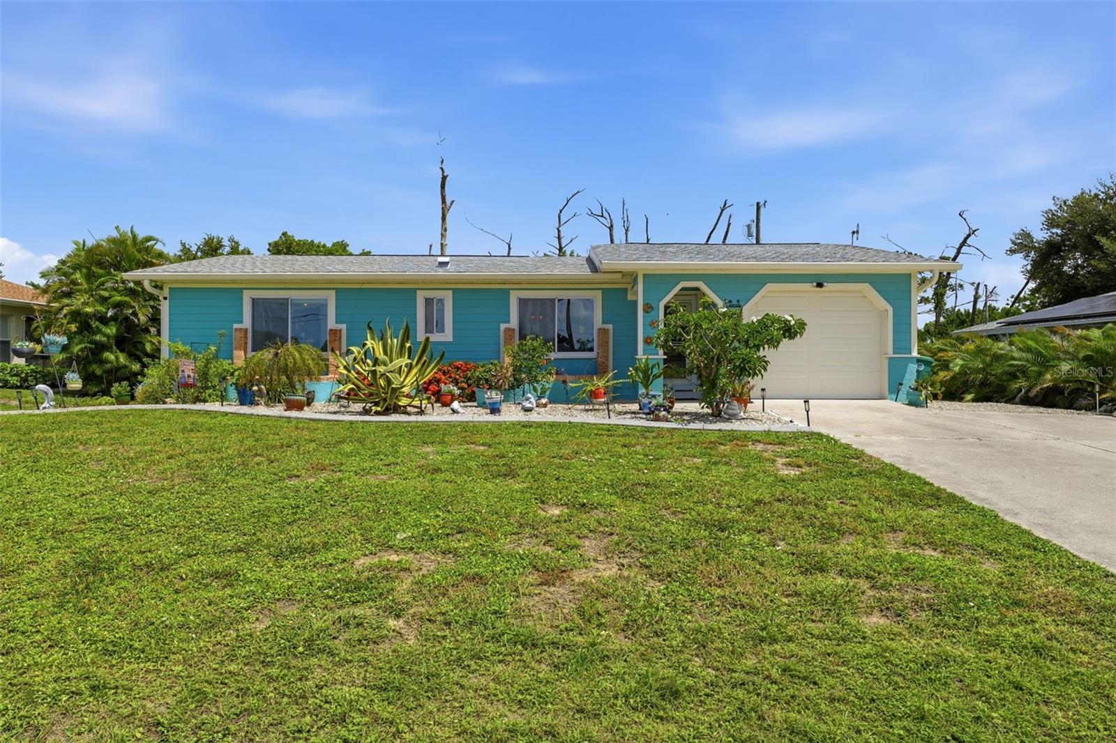 Single Family Residence em ENGLEWOOD, FL - Daniel Dourado