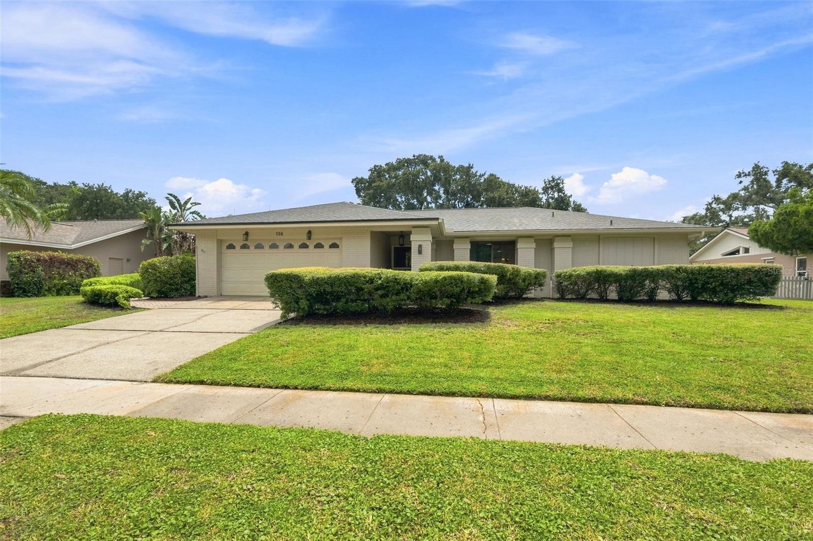 Single Family Residence in OLDSMAR, FL - Daniel Dourado