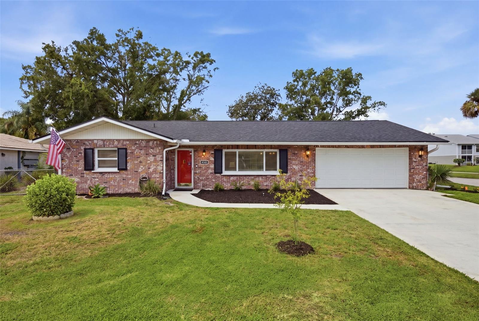 Single Family Residence em LUTZ, FL - Daniel Dourado