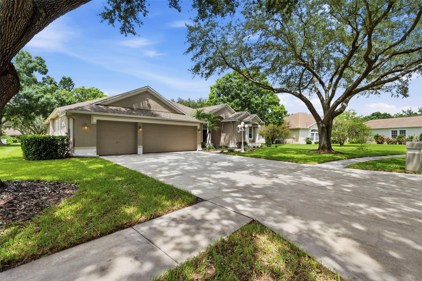 Single Family Residence em ODESSA, FL - Daniel Dourado