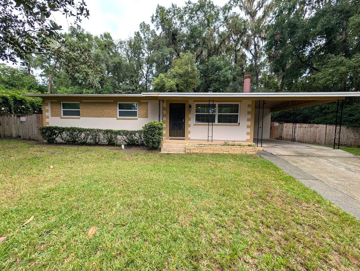 Single Family Residence em GAINESVILLE, FL - Daniel Dourado