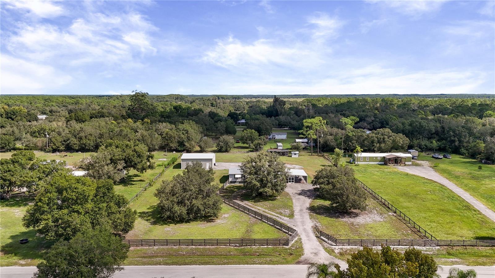 Single Family Residence in LABELLE, FL - Daniel Dourado