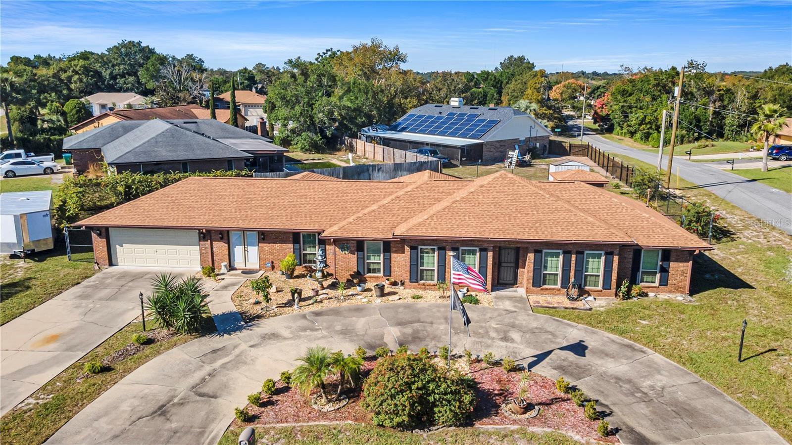 Single Family Residence in DELTONA, FL - Daniel Dourado