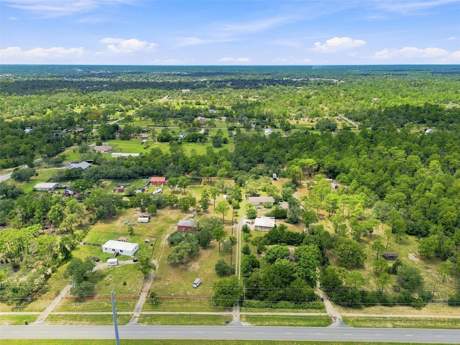 Single Family Residence em BROOKSVILLE, FL - Daniel Dourado