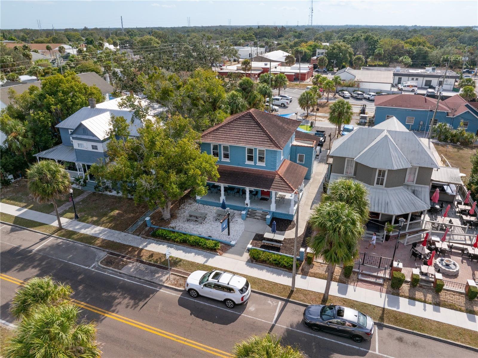 Mixed Use in TARPON SPRINGS, FL - Daniel Dourado
