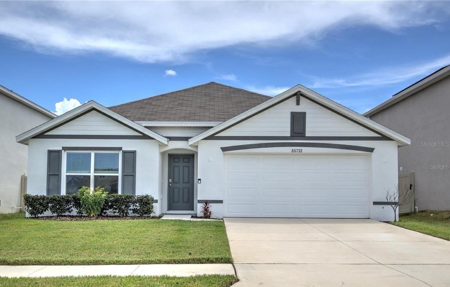 Single Family Residence em ZEPHYRHILLS, FL - Daniel Dourado