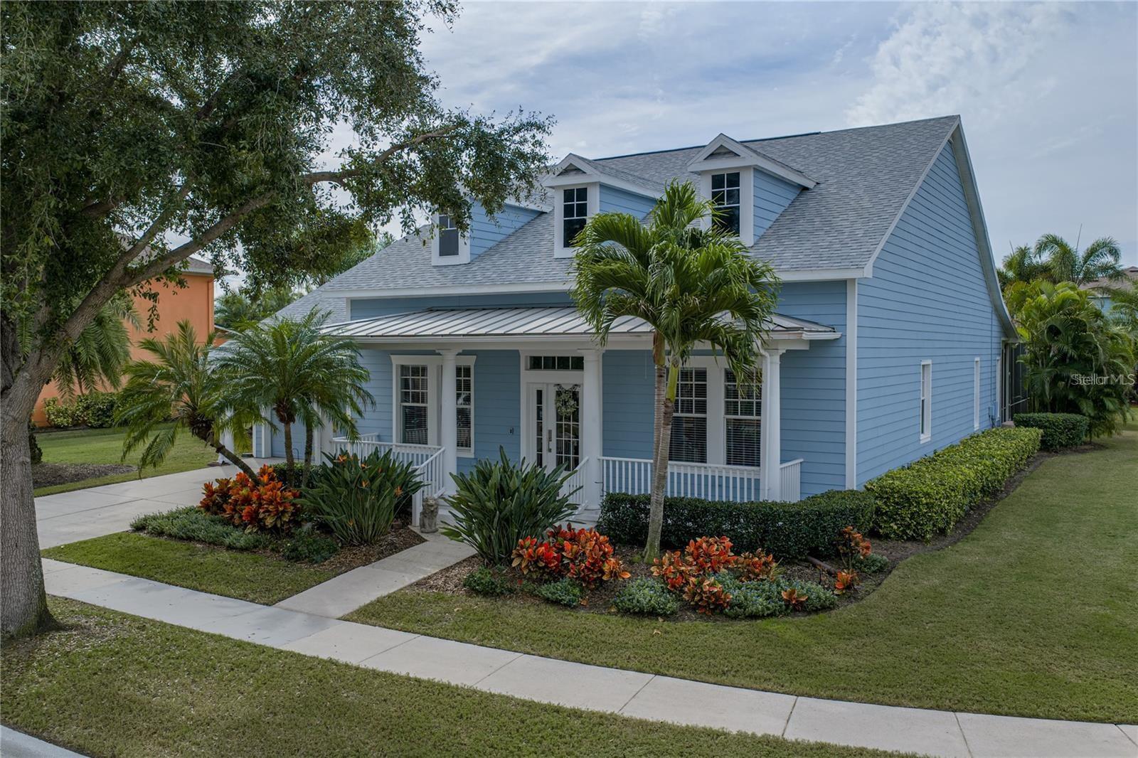 Single Family Residence in APOLLO BEACH, FL - Daniel Dourado