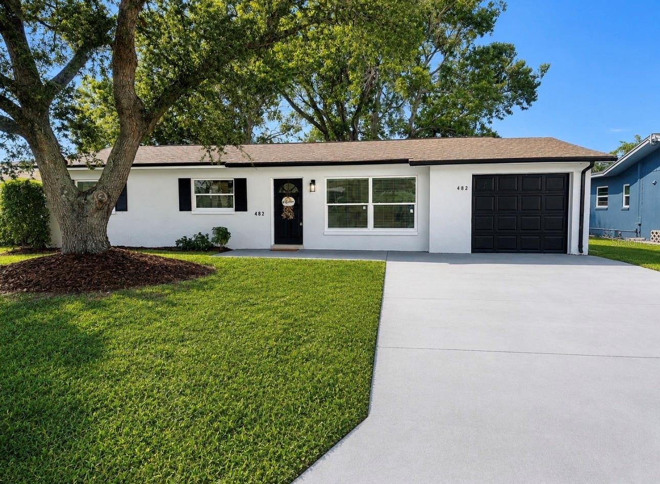 Single Family Residence em DUNEDIN, FL - Daniel Dourado