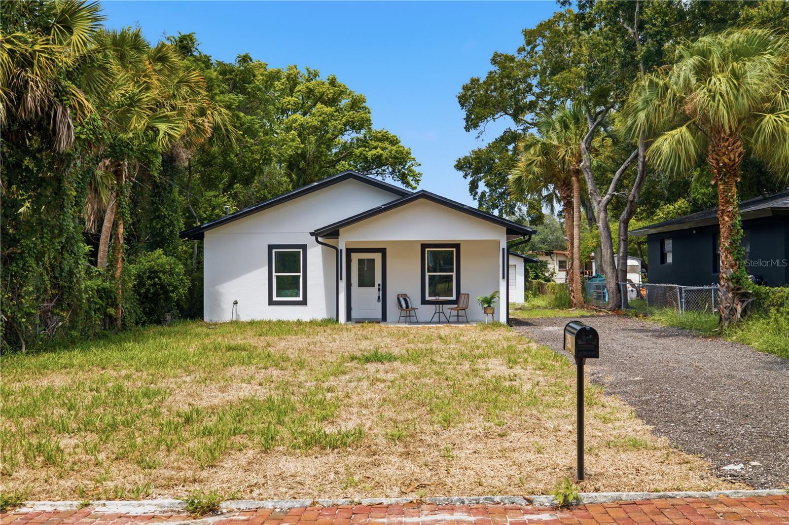 Single Family Residence in TARPON SPRINGS, FL - Daniel Dourado