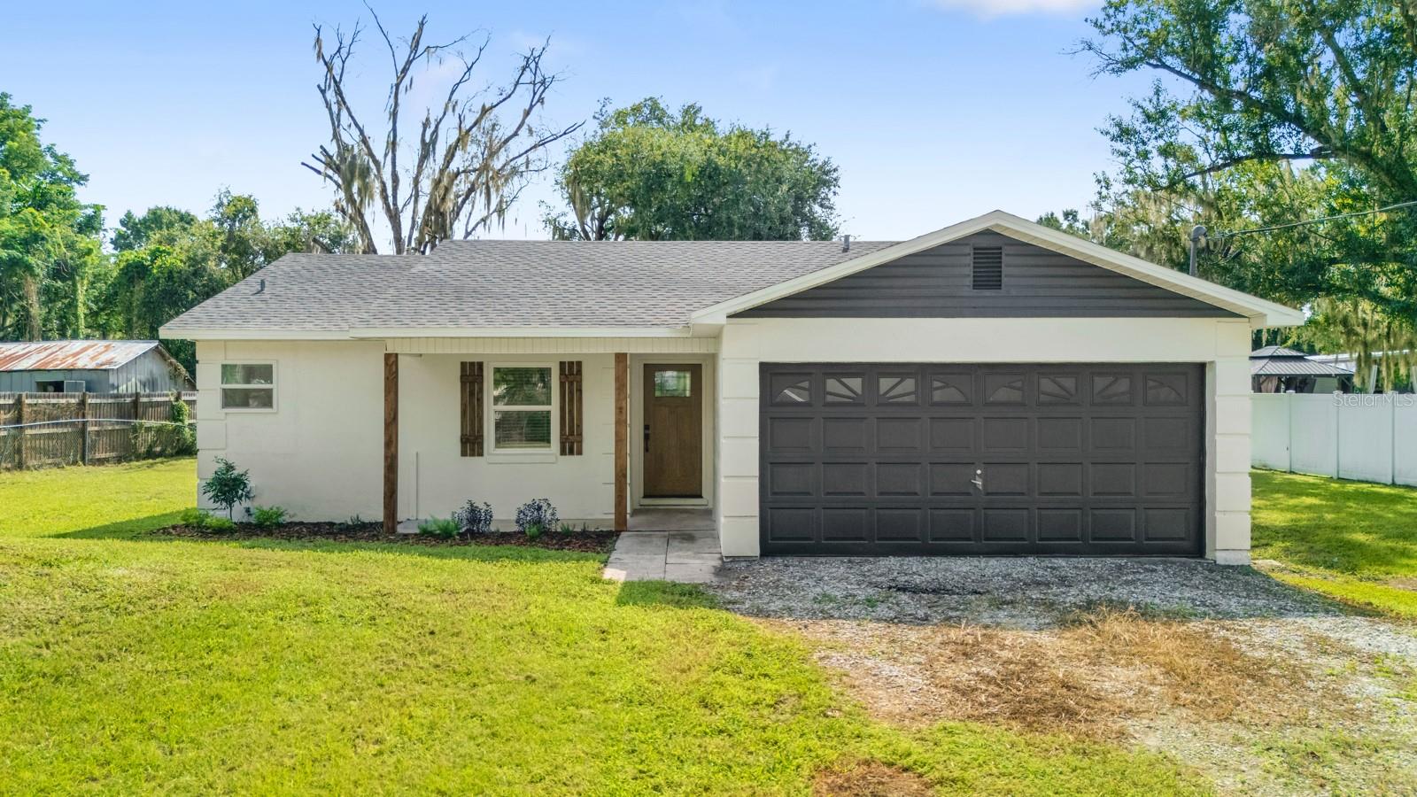 Single Family Residence em PLANT CITY, FL - Daniel Dourado