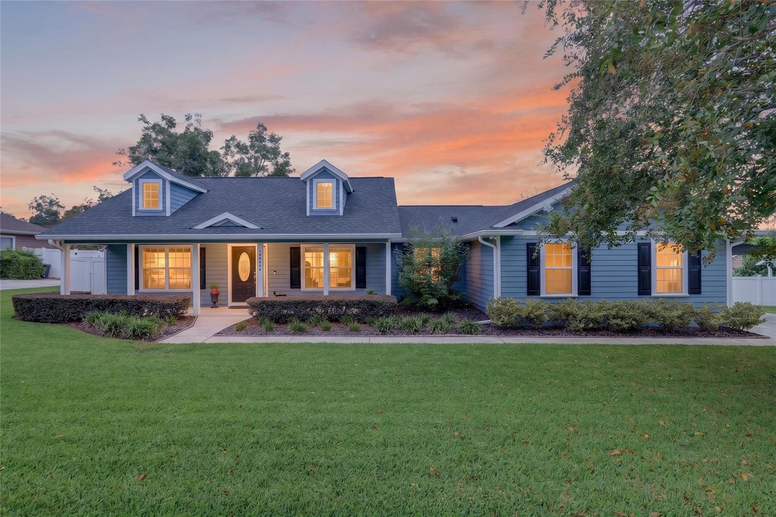 Single Family Residence in ALACHUA, FL - Daniel Dourado