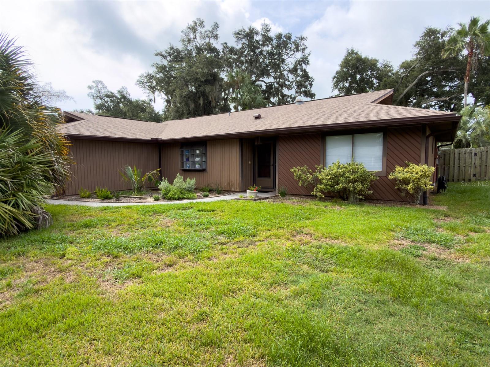 Single Family Residence em PORT ORANGE, FL - Daniel Dourado