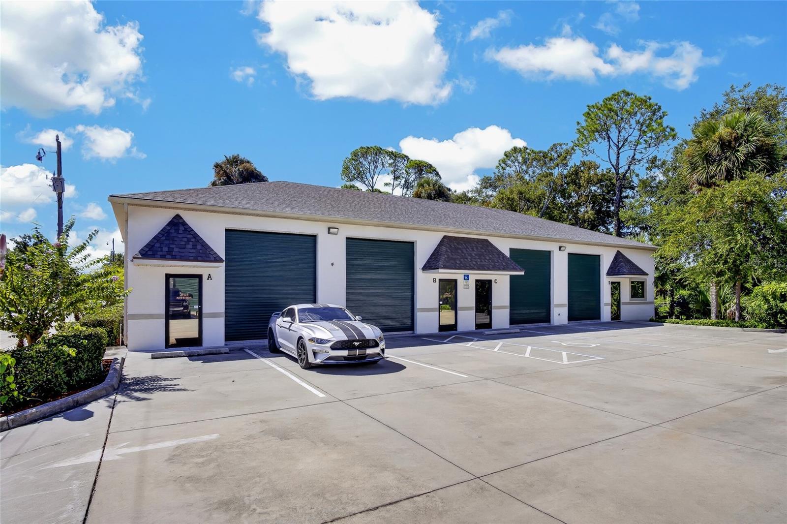 Warehouse em PORT ORANGE, FL - Daniel Dourado