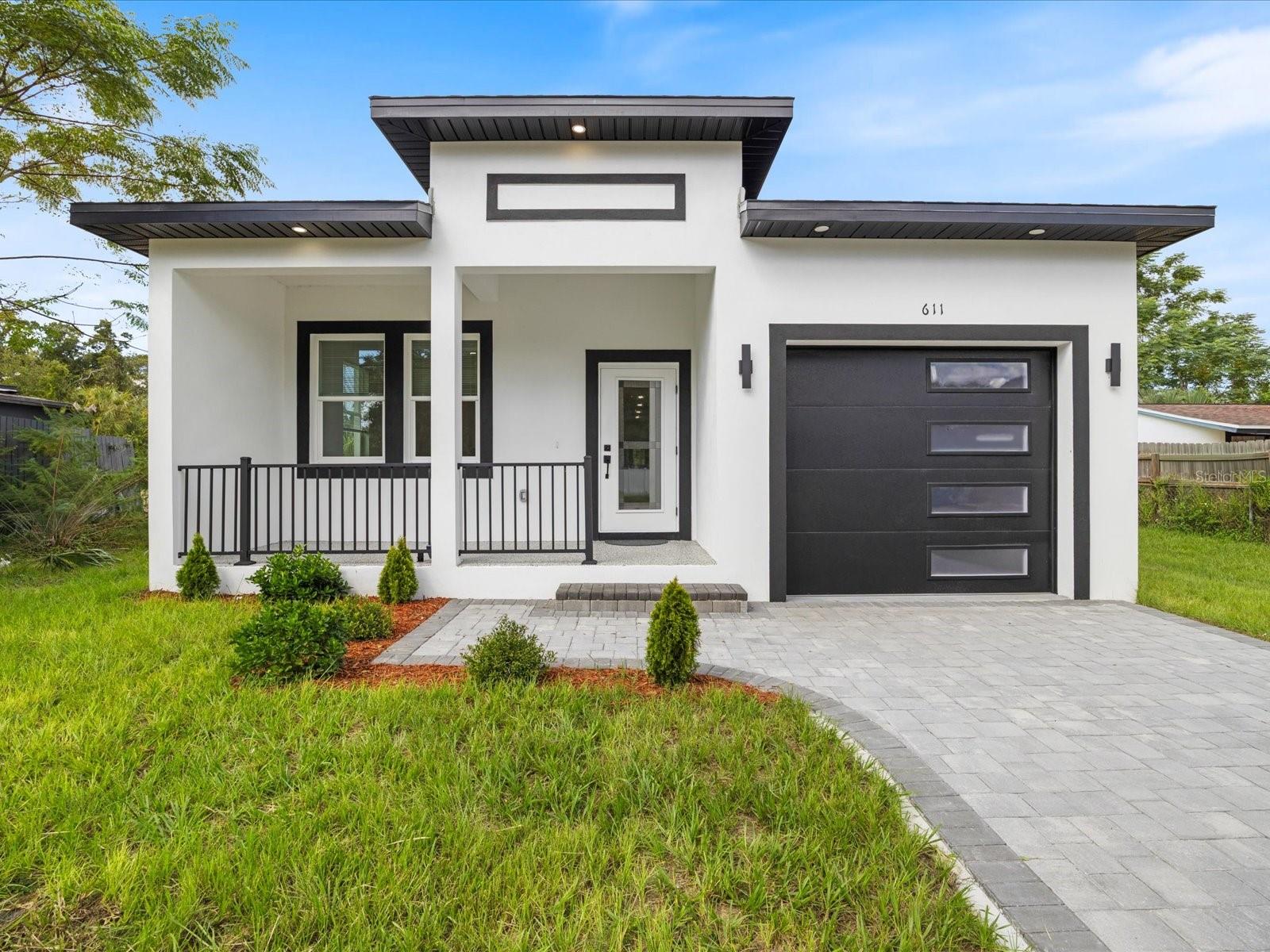 Single Family Residence em SAFETY HARBOR, FL - Daniel Dourado