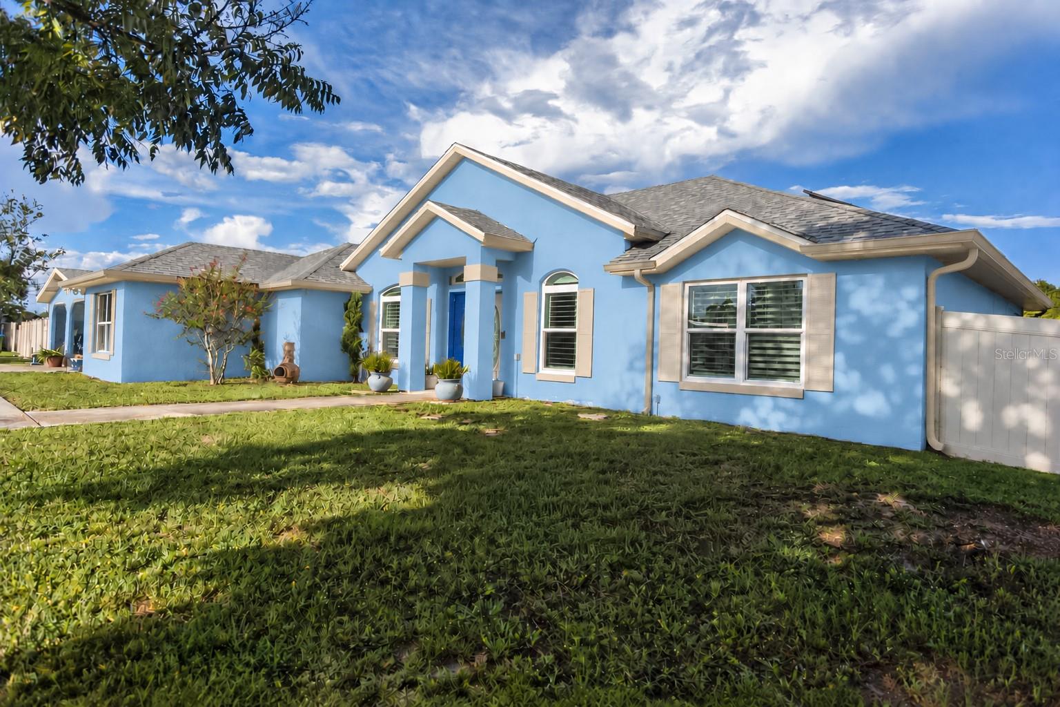 Single Family Residence em DELTONA, FL - Daniel Dourado