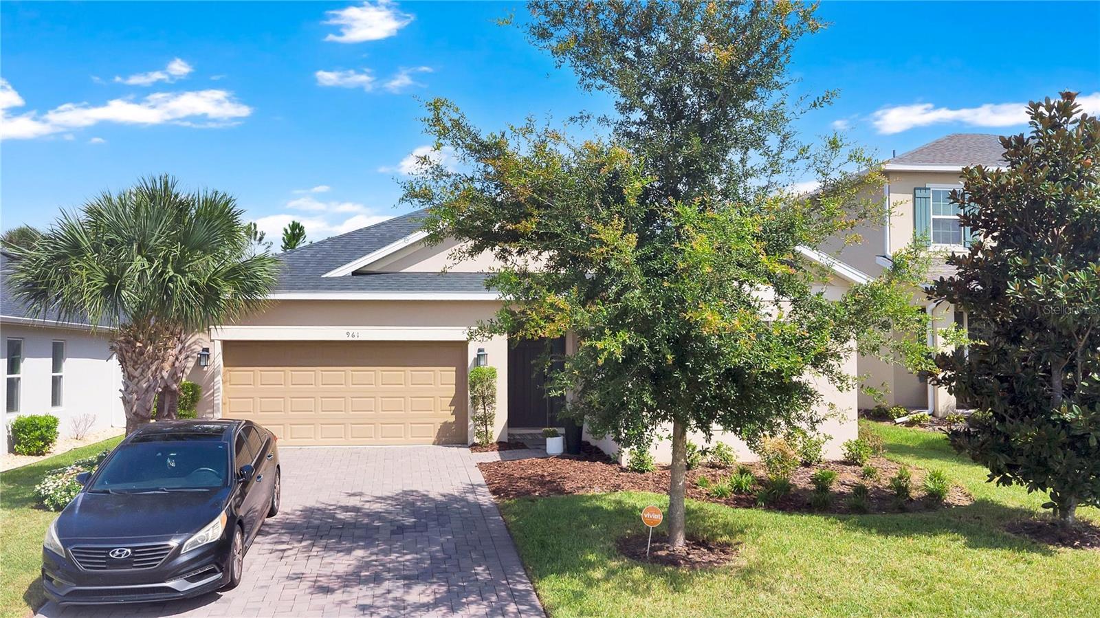 Single Family Residence in APOPKA, FL - Daniel Dourado