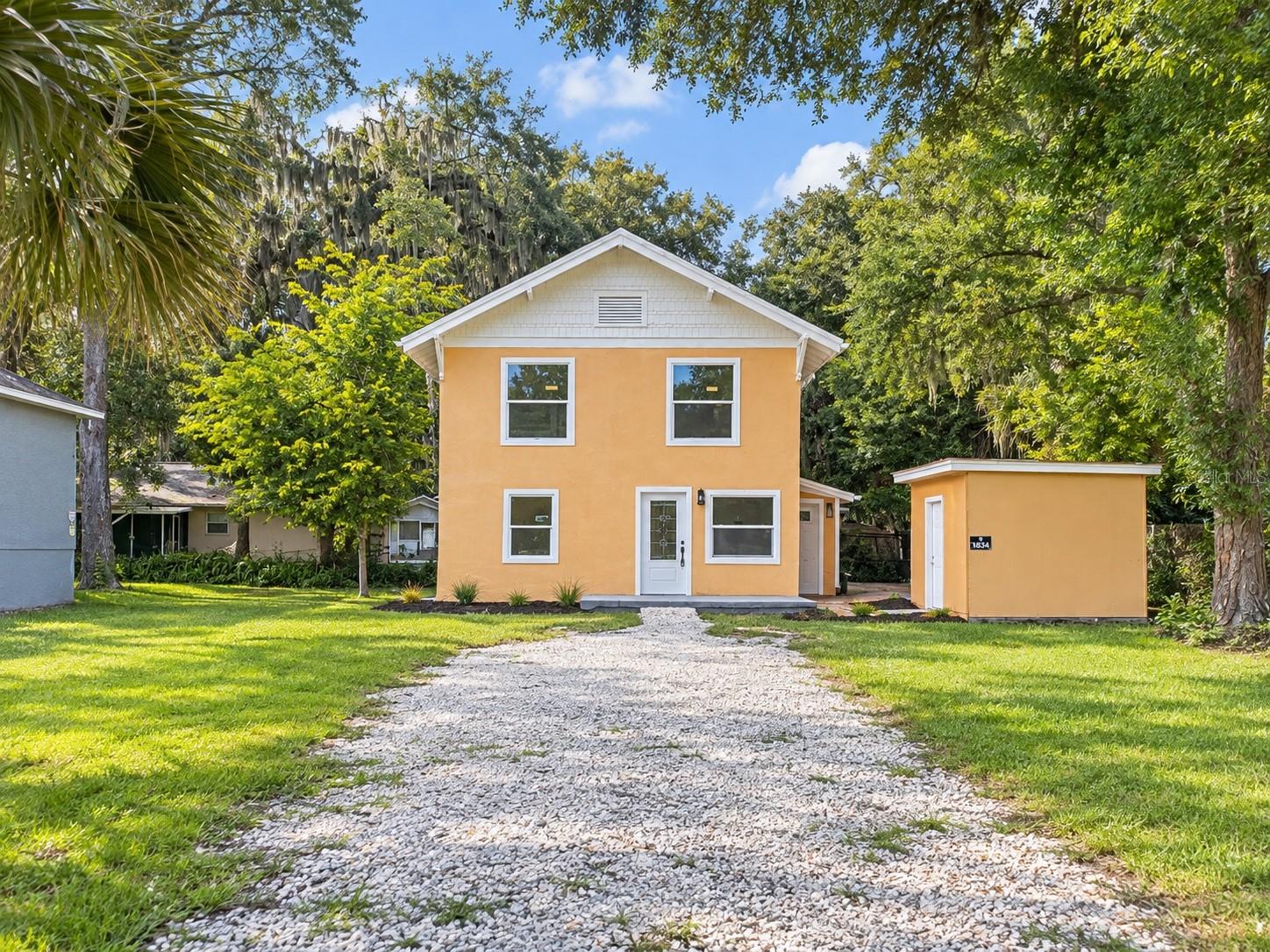 Single Family Residence in DAYTONA BEACH, FL - Daniel Dourado